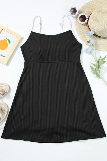 Women's Contrast Trim Scoop Neck One-Piece Swimwear Tummy Control